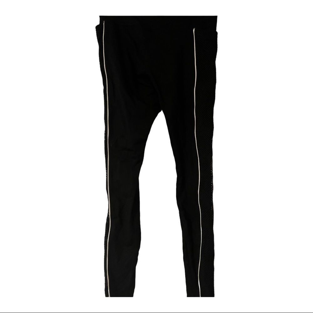 PINK Victoria’s Secret Ultimate Leggings Small - Picture 3 of 5